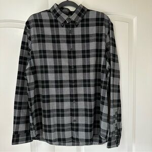 NWT | Express | Black and White Checkered Design | Long Sleeve Button Down Shirt